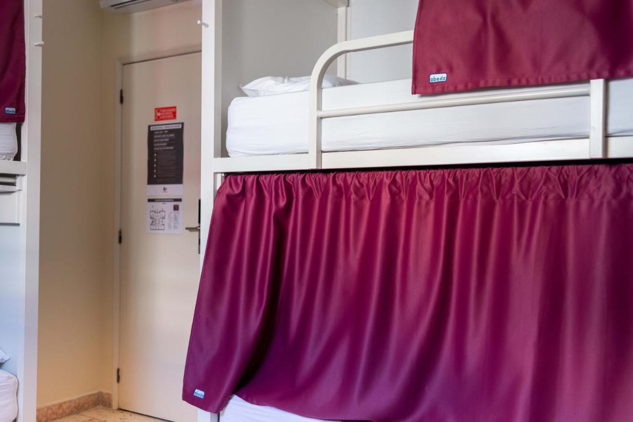 4-Bed Mixed Dormitory Room